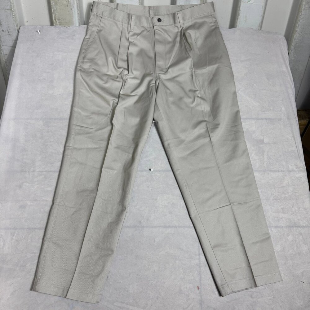 Lee Chino Pants Mens Beige Tapered Relaxed Seat Double Pleated Size 40x30 NWT